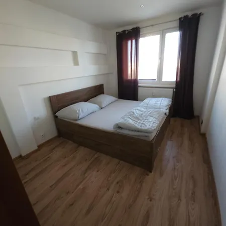 3 Izbovy Byt Prievidza Room photo
